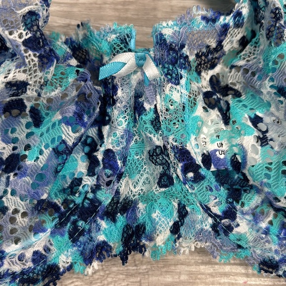 Chantelle 1745 Merci Demi Bra 32D - Picture 5 of 7